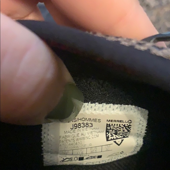 Men’s Merrell Vibram Shoes - Picture 2 of 4